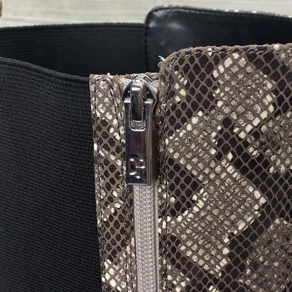 Donald Pliner Parley Python Print Leather Boots - Picture 5 of 8